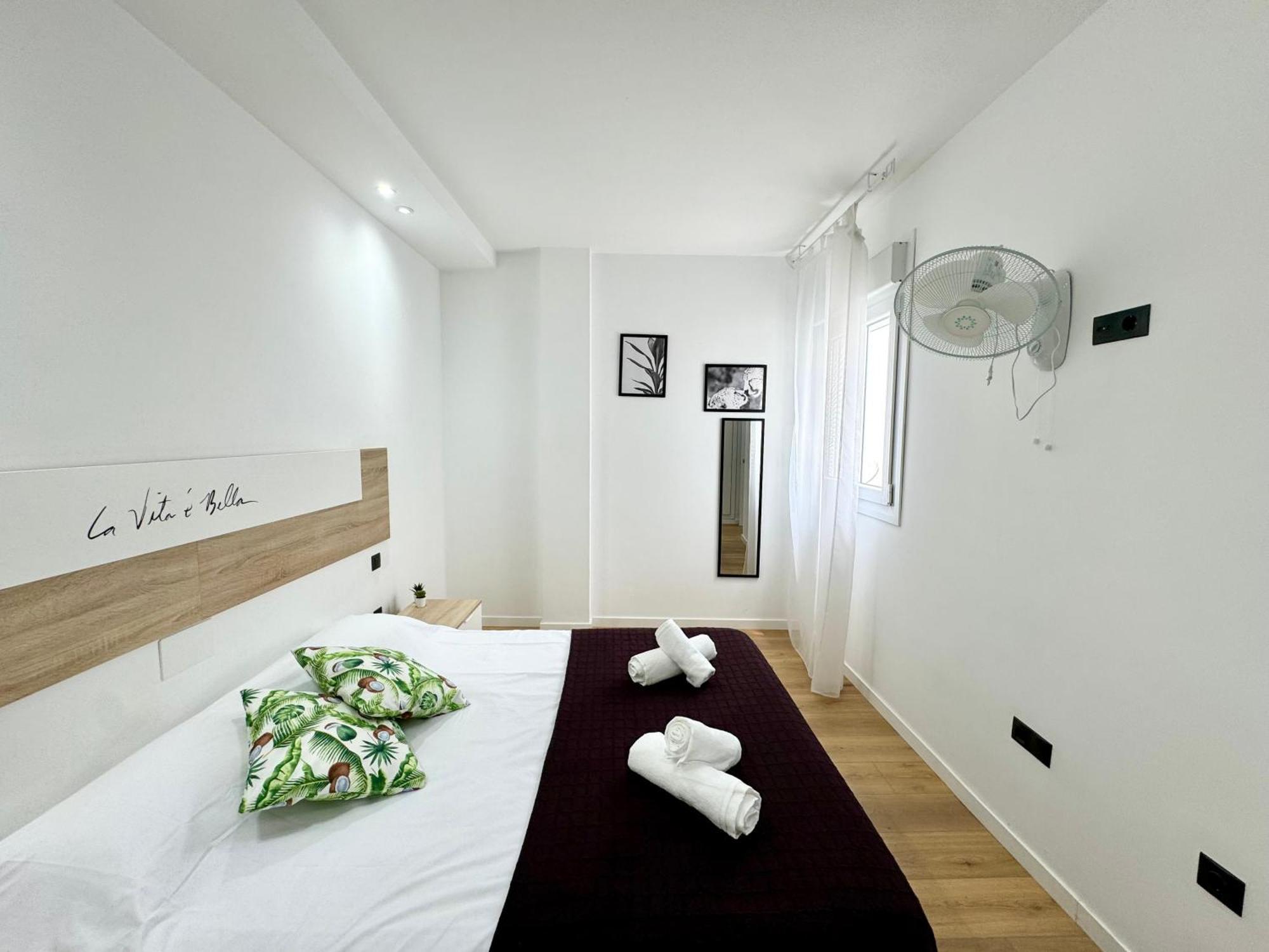 Apartamento Sweet Capuchinos Málaga Esterno foto