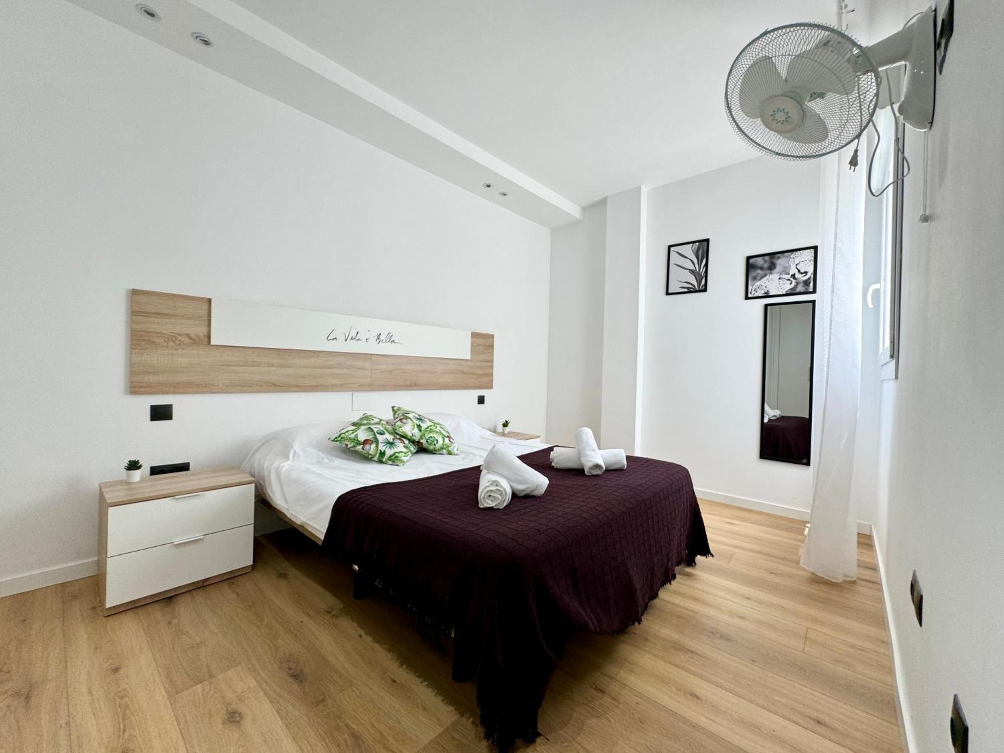 Apartamento Sweet Capuchinos Málaga Esterno foto